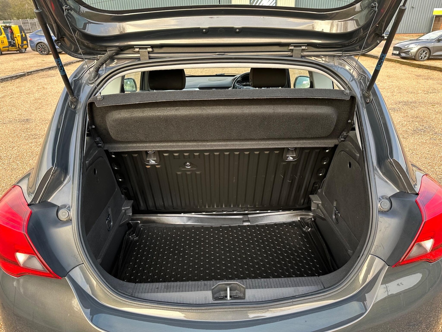 Used Vauxhall Corsa 2016 for sale - 77229995: Photo 20