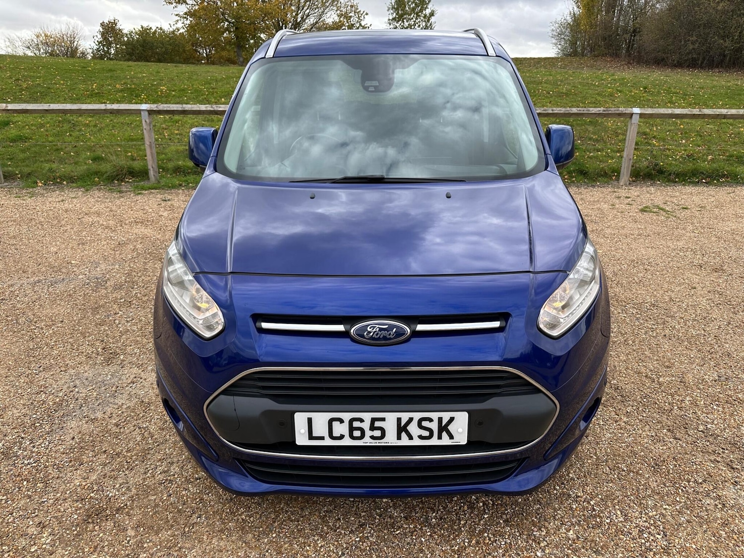 Used Ford Grand Tourneo Connect 2015 for sale - 76389131: Photo 2