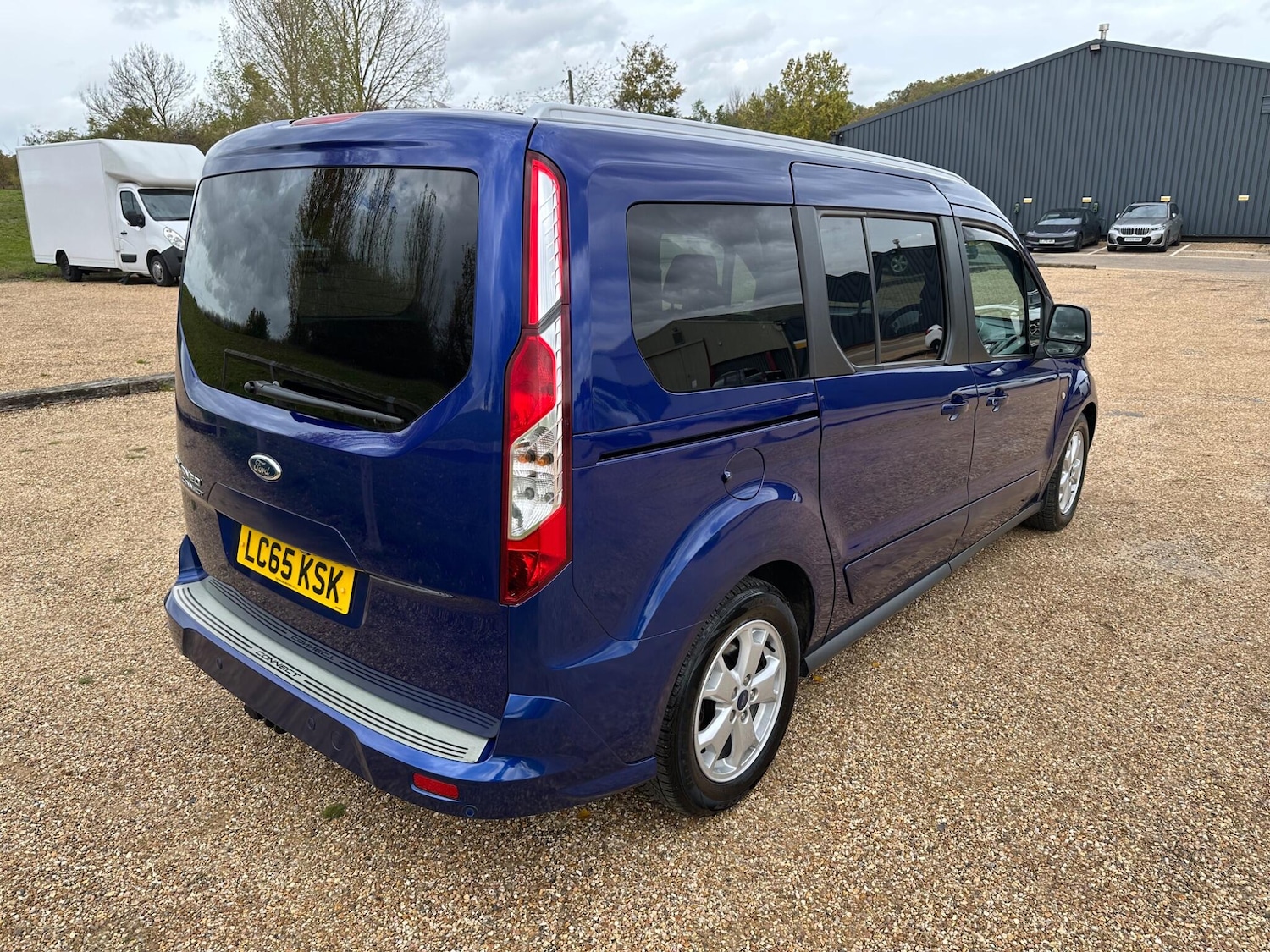 Used Ford Grand Tourneo Connect 2015 for sale - 76389131: Photo 8