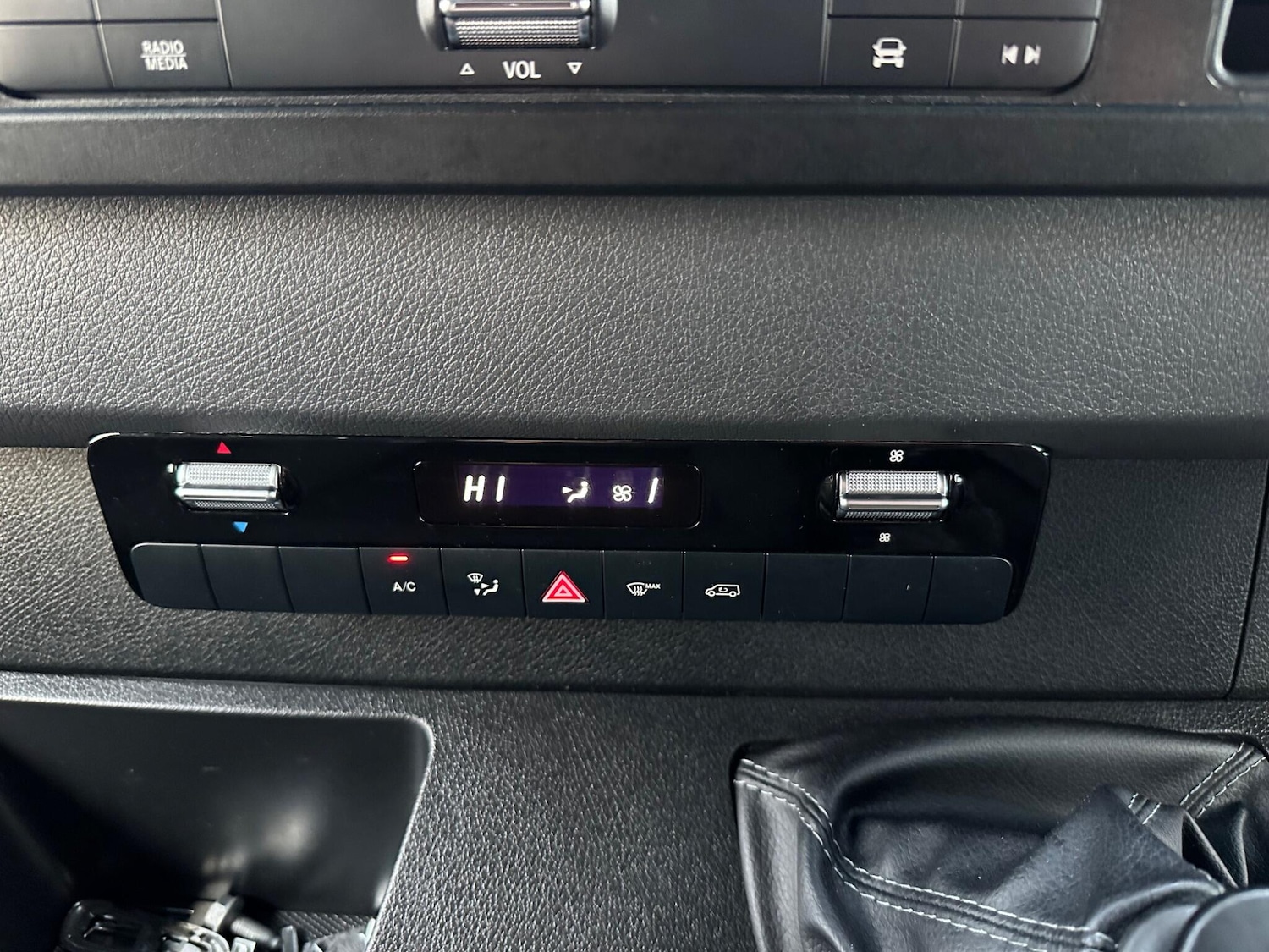 Used Mercedes-Benz Sprinter 2023 for sale - 76995396: Photo 2