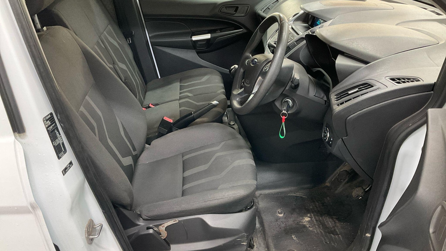 Used Ford Transit Connect 2017 for sale - 77396036: Photo 3