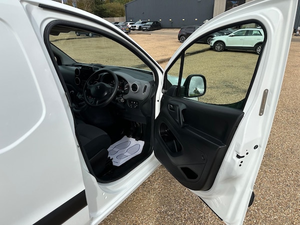 Used Peugeot Partner 2017 for sale - 76283503: Photo 14