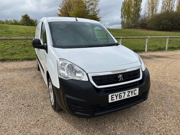 Used Peugeot Partner 2017 for sale - 76283503: Photo 1