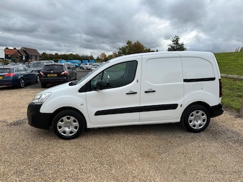 Used Peugeot Partner 2017 for sale - 76283503: Photo 4