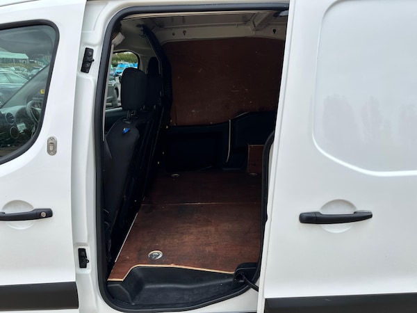 Used Peugeot Partner 2017 for sale - 76283503: Photo 5