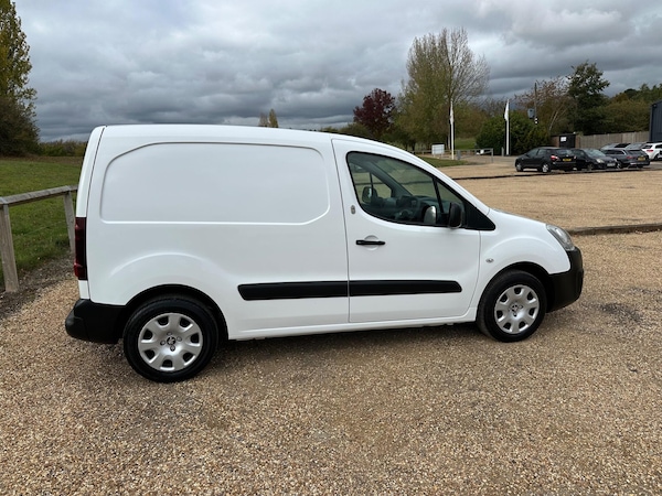Used Peugeot Partner 2017 for sale - 76283503: Photo 8