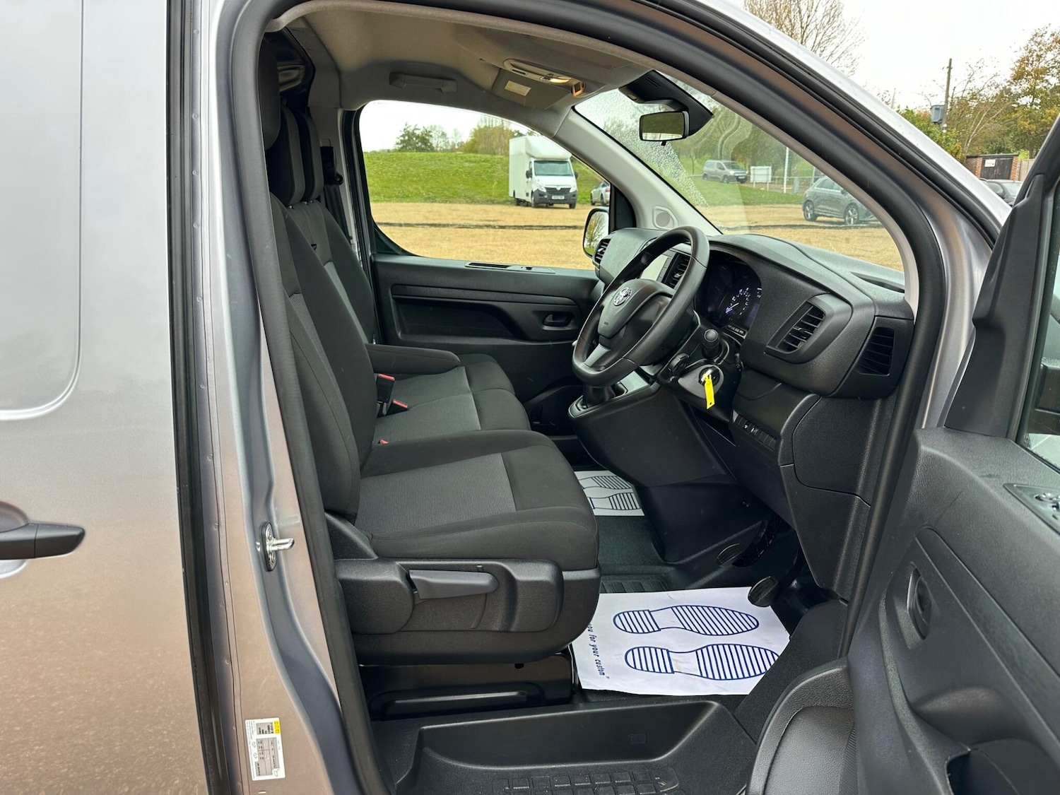 Used Toyota ProAce 2023 for sale - 76349528: Photo 9