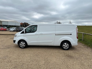 Used Ford Transit Custom 2016 for sale - 79168510: Photo