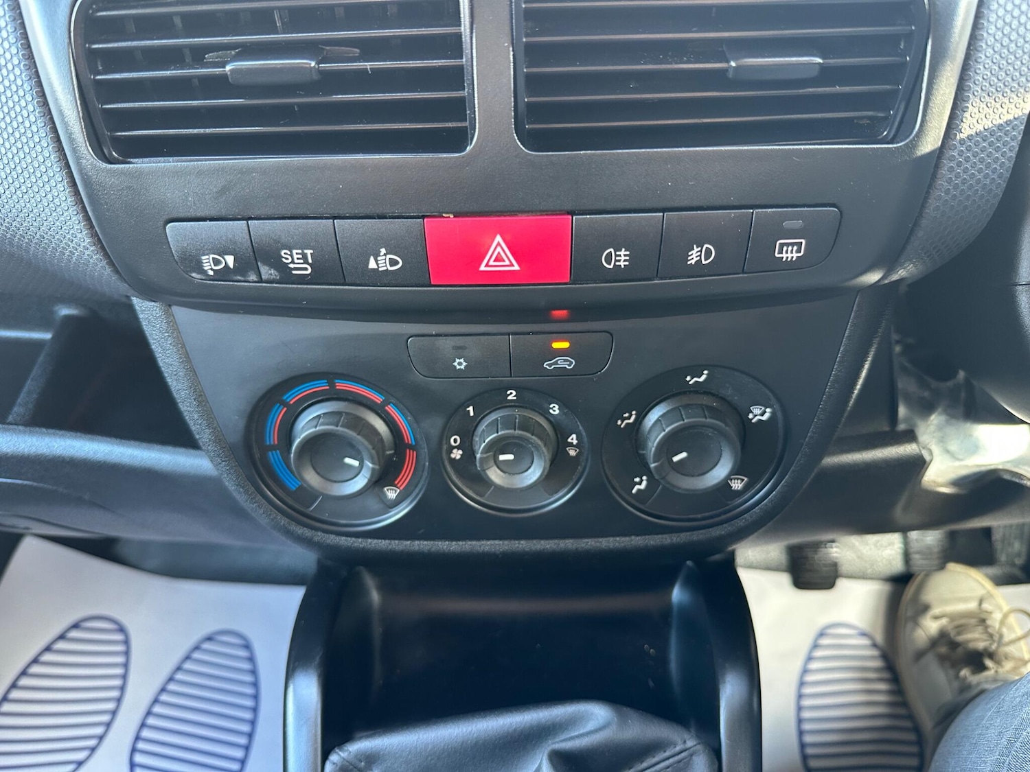 Used Fiat Doblo 2018 for sale - 76360082: Photo 10