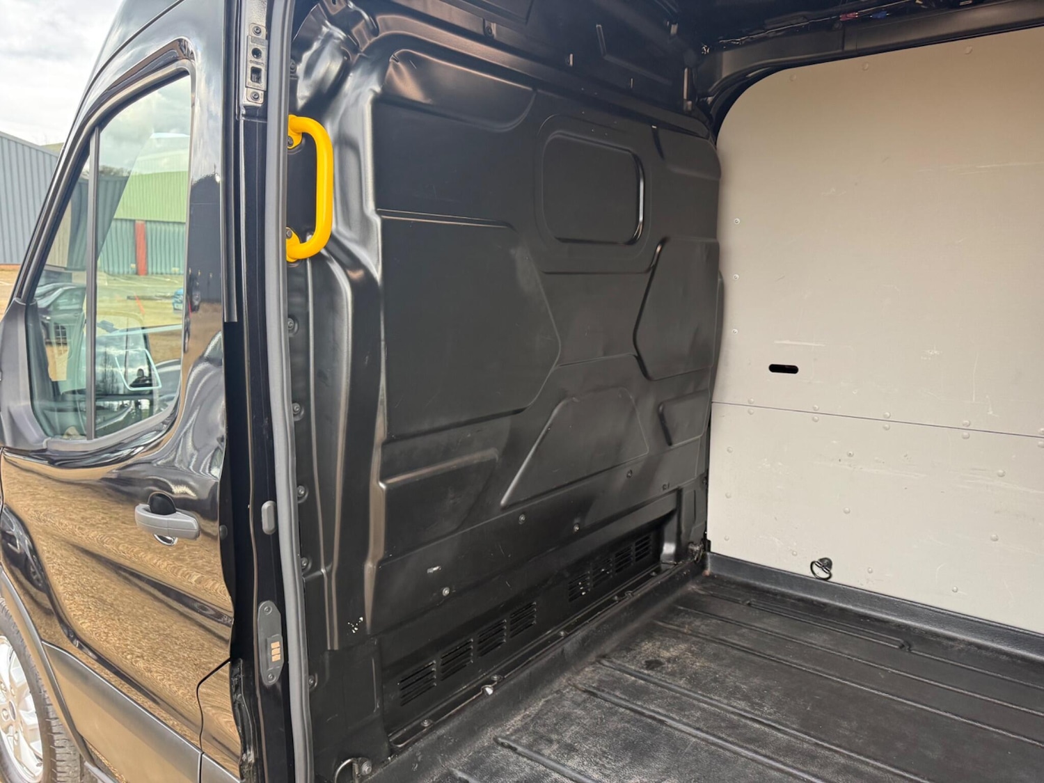 Used Ford Transit 2023 for sale - 77710517: Photo 20