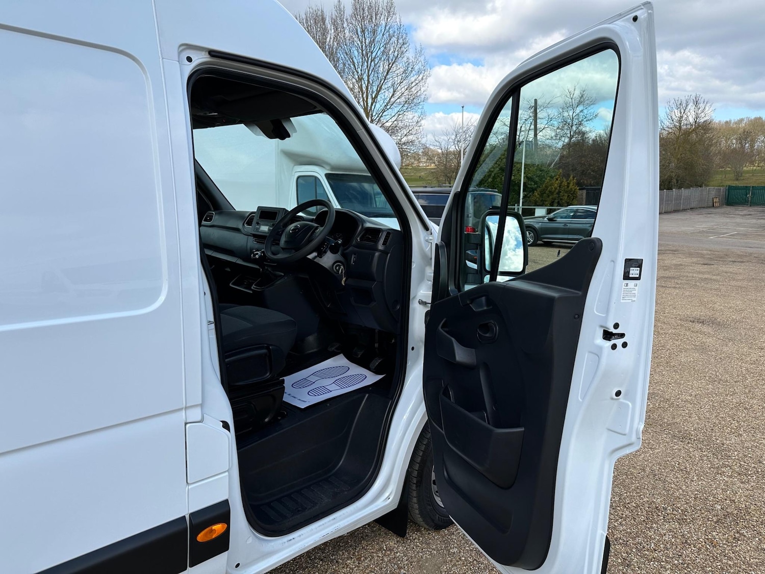 Used Nissan Interstar 2022 for sale - 76993069: Photo 15