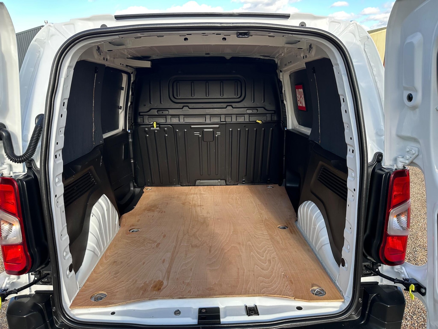 Used Citroen Berlingo 2021 for sale - 76326336: Photo 17