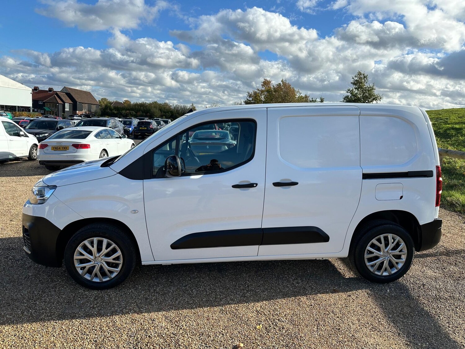 Used Citroen Berlingo 2021 for sale - 76326336: Photo 4