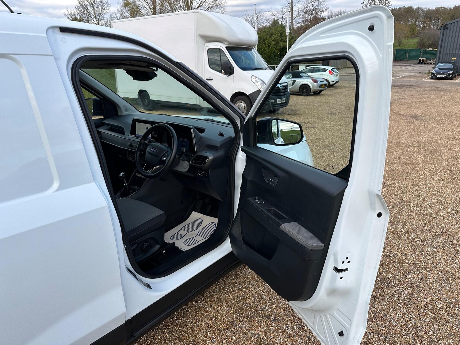 Used Ford Transit Courier 2024 for sale - 76573297: Photo 18