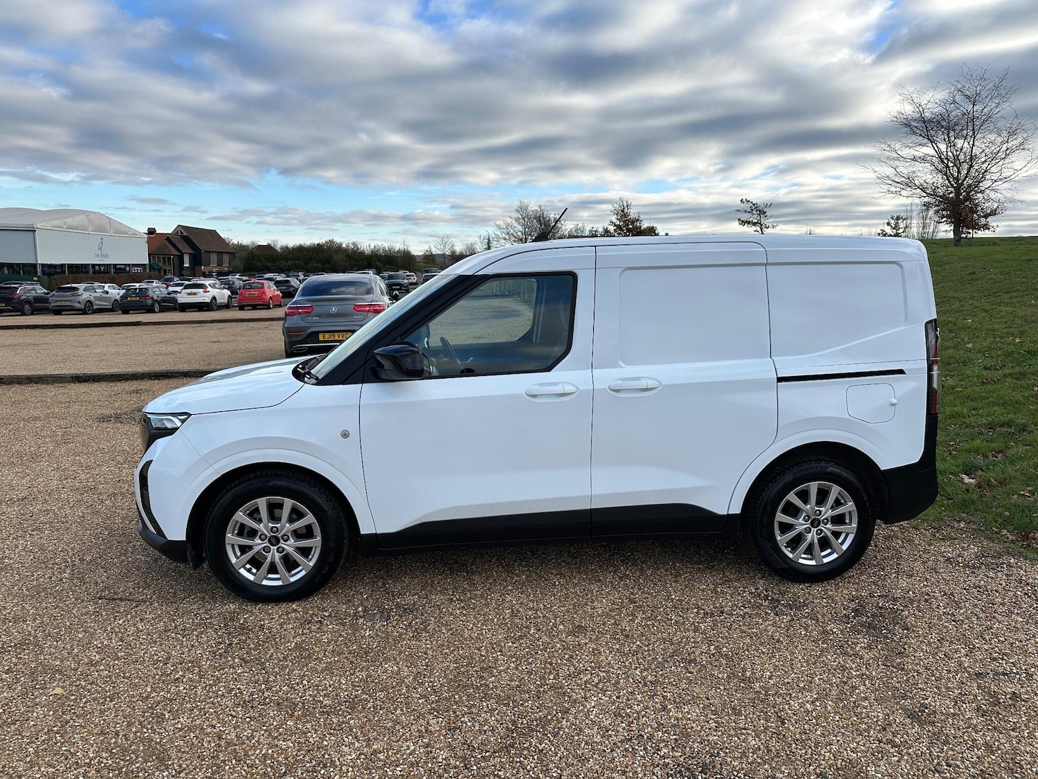 Used Ford Transit Courier 2024 for sale - 76573297: Photo 4