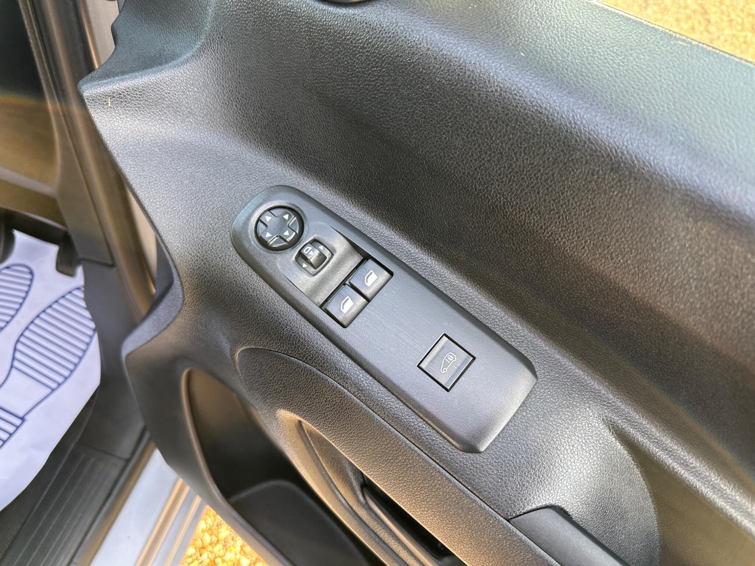 Used Peugeot Partner 2021 for sale - 76099352: Photo 11