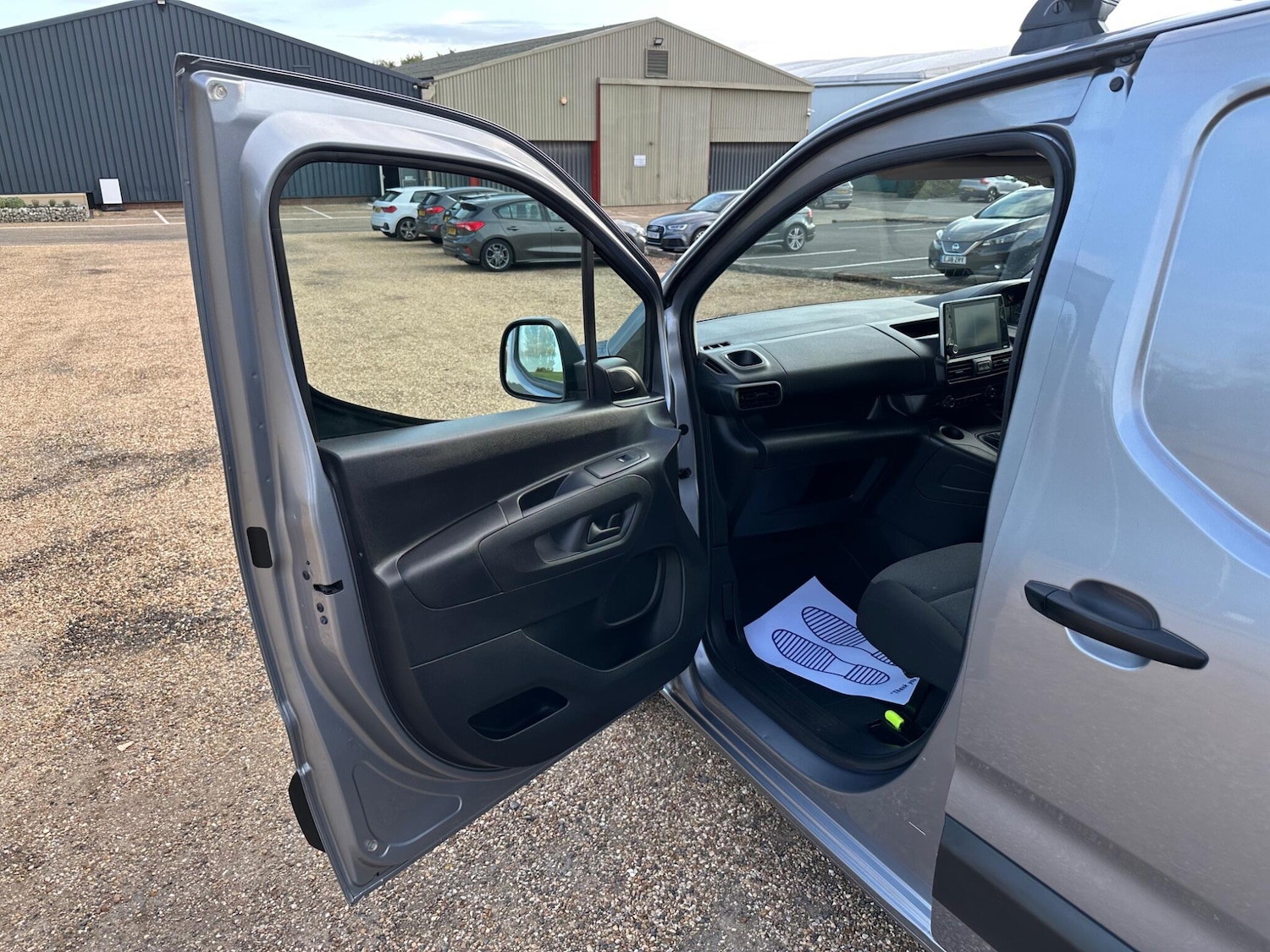 Used Peugeot Partner 2021 for sale - 76099352: Photo 18