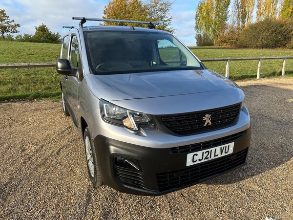 Used Peugeot Partner 2021 for sale - 76099352: Photo 1