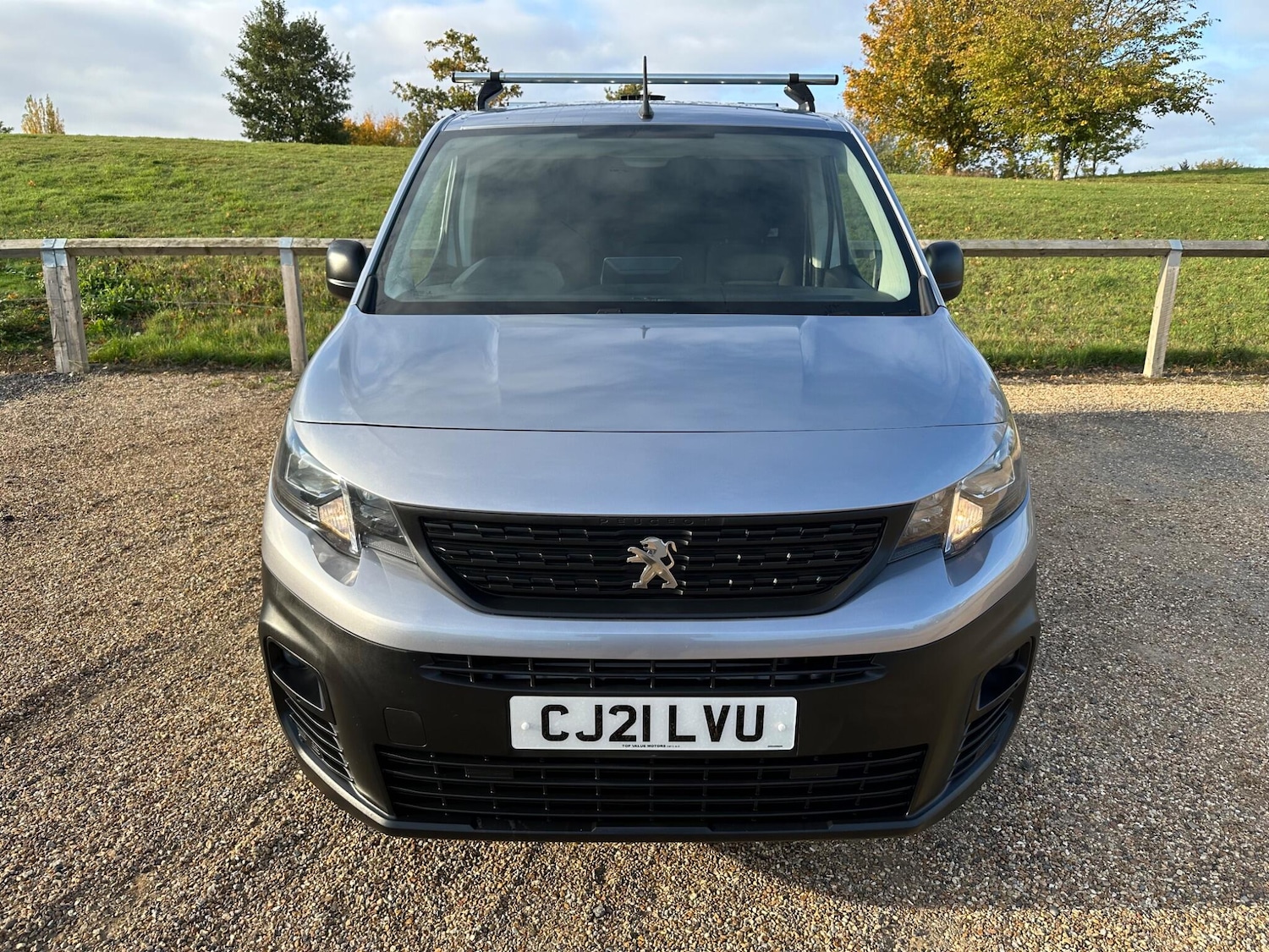 Used Peugeot Partner 2021 for sale - 76099352: Photo 2