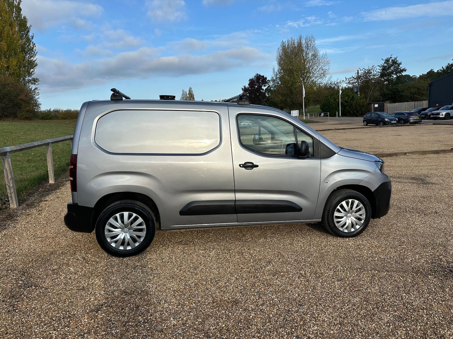 Used Peugeot Partner 2021 for sale - 76099352: Photo 7