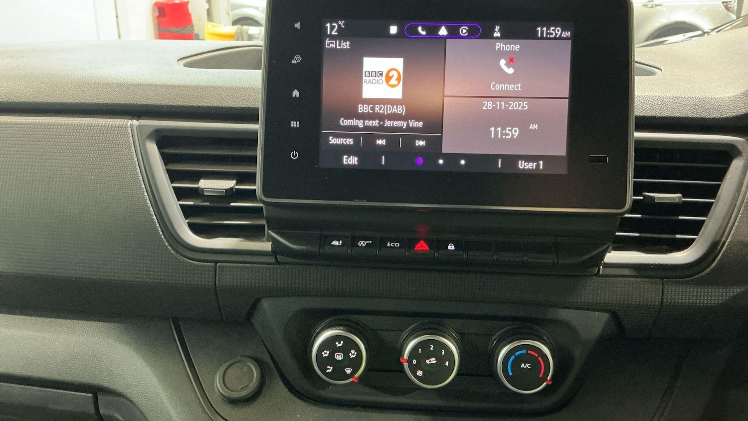 Used Renault Trafic 2023 for sale - 76801205: Photo 2