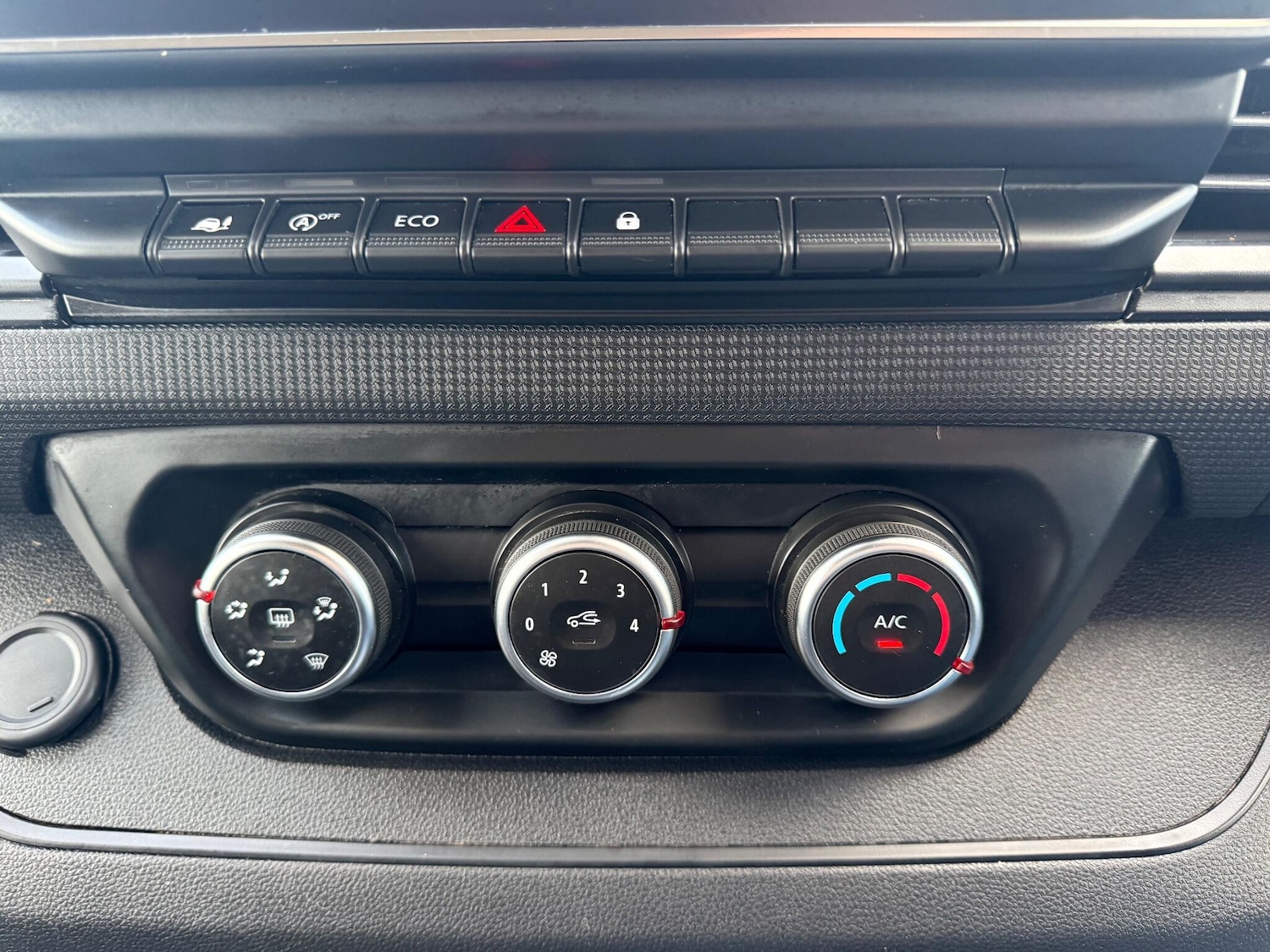 Used Renault Trafic 2023 for sale - 76801205: Photo 34