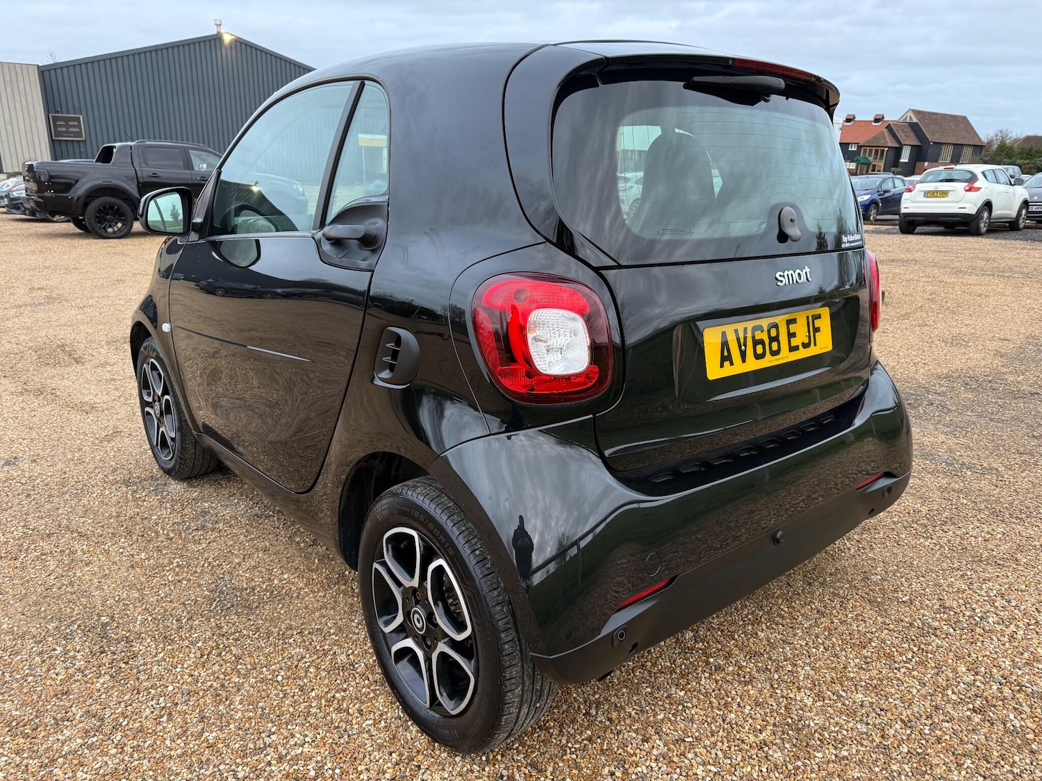 Used smart fortwo 2018 for sale - 76975888: Photo 4