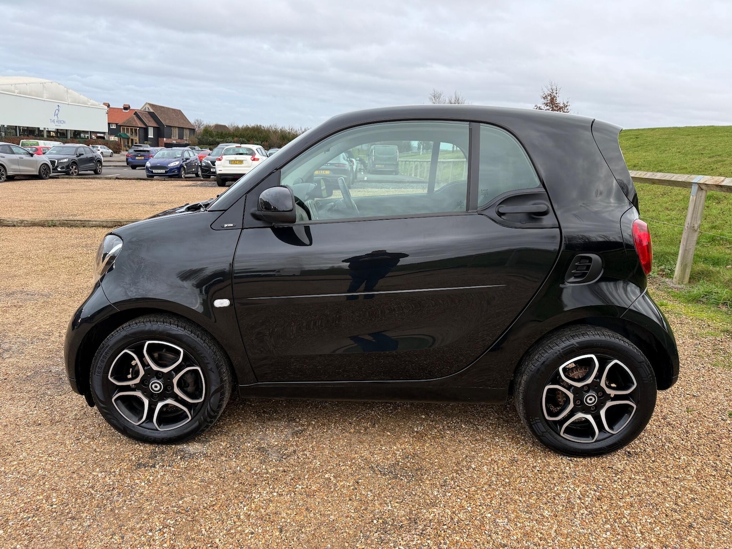 Used smart fortwo 2018 for sale - 76975888: Photo 5