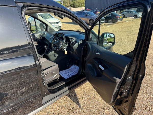 Used Ford Transit Connect 2018 for sale - 76002018: Photo 17