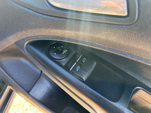 Used Ford Transit Connect 2018 for sale - 76002018: Photo 18