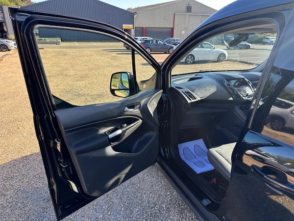 Used Ford Transit Connect 2018 for sale - 76002018: Photo 19