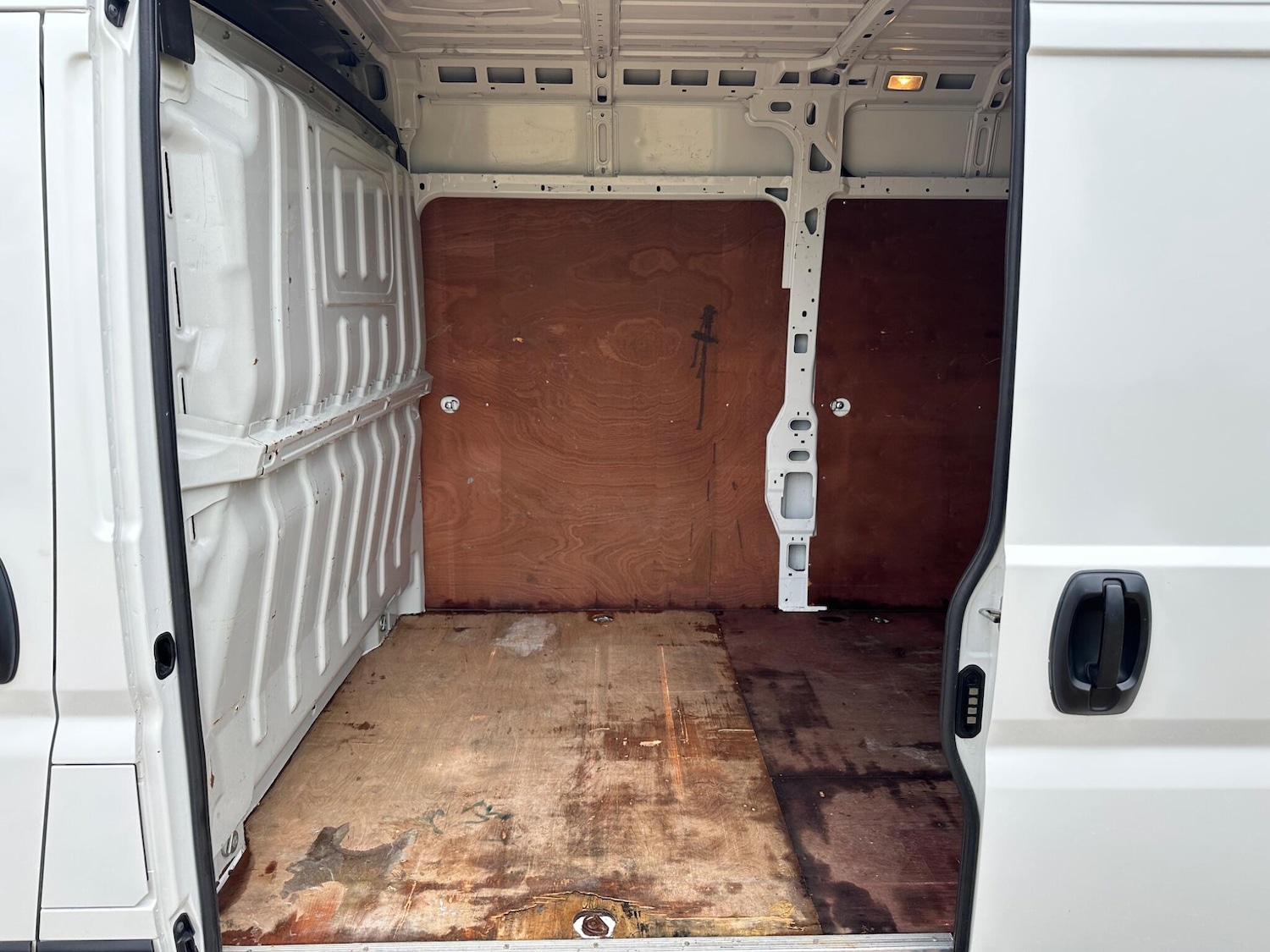 Used Peugeot Boxer 2018 for sale - 77659008: Photo 14