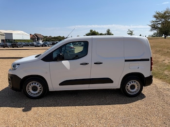 Used Citroen Berlingo 2023 for sale - 79475437: Photo