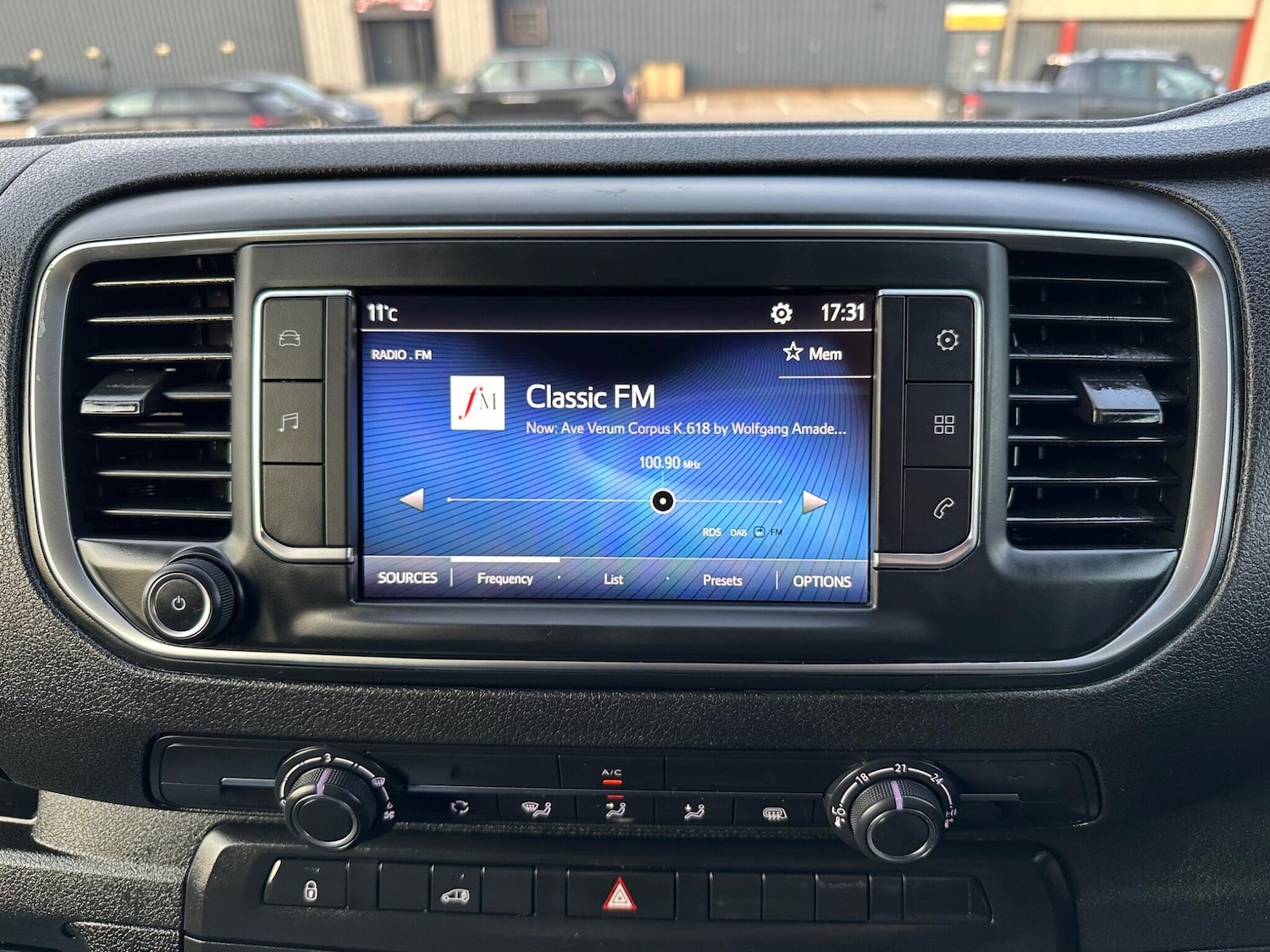 Used Toyota ProAce 2023 for sale - 77970690: Photo 14