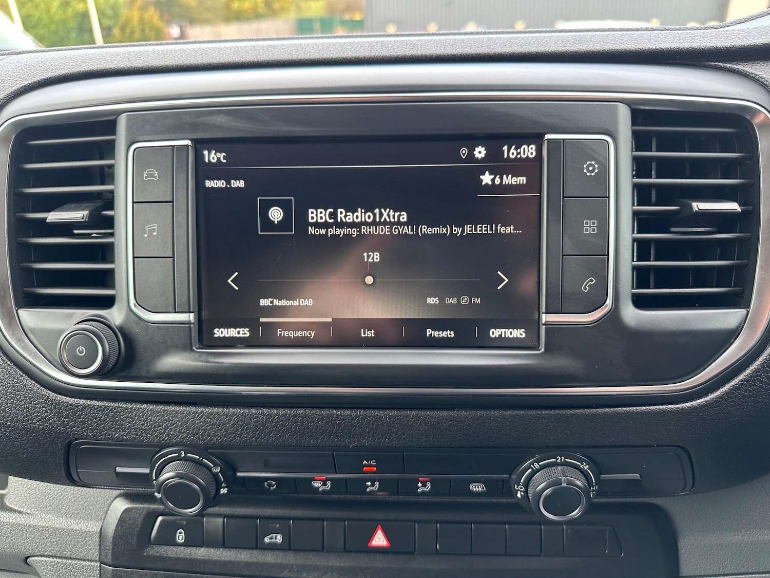 Used Vauxhall Vivaro 2022 for sale - 76549573: Photo 14