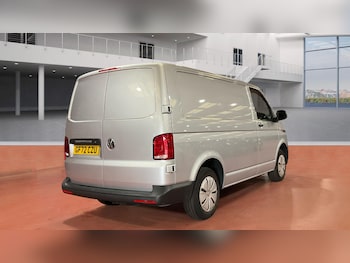 Used Volkswagen Transporter 2022 for sale - 75953797: Photo