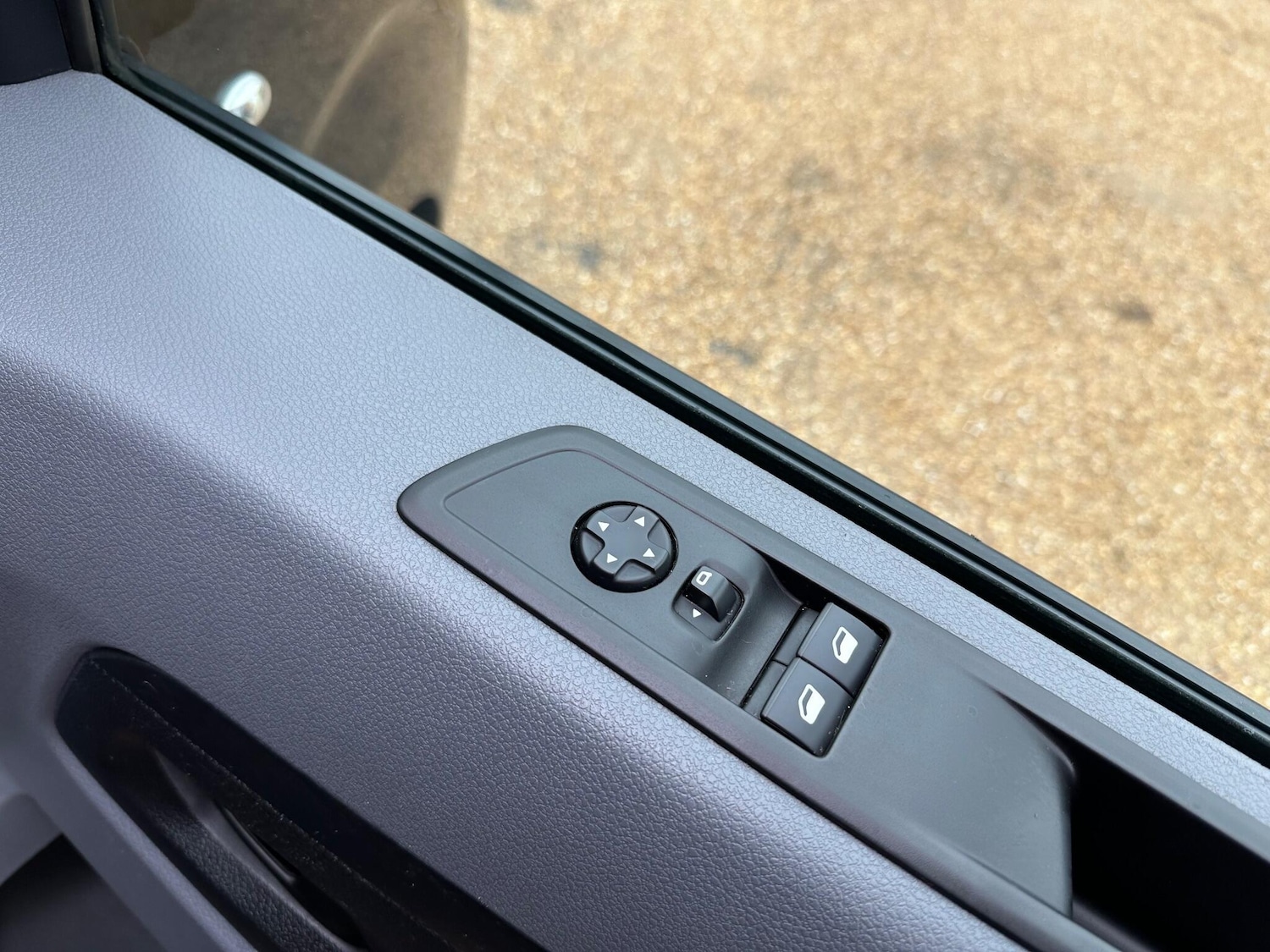 Used Vauxhall Vivaro 2020 for sale - 76936210: Photo 10