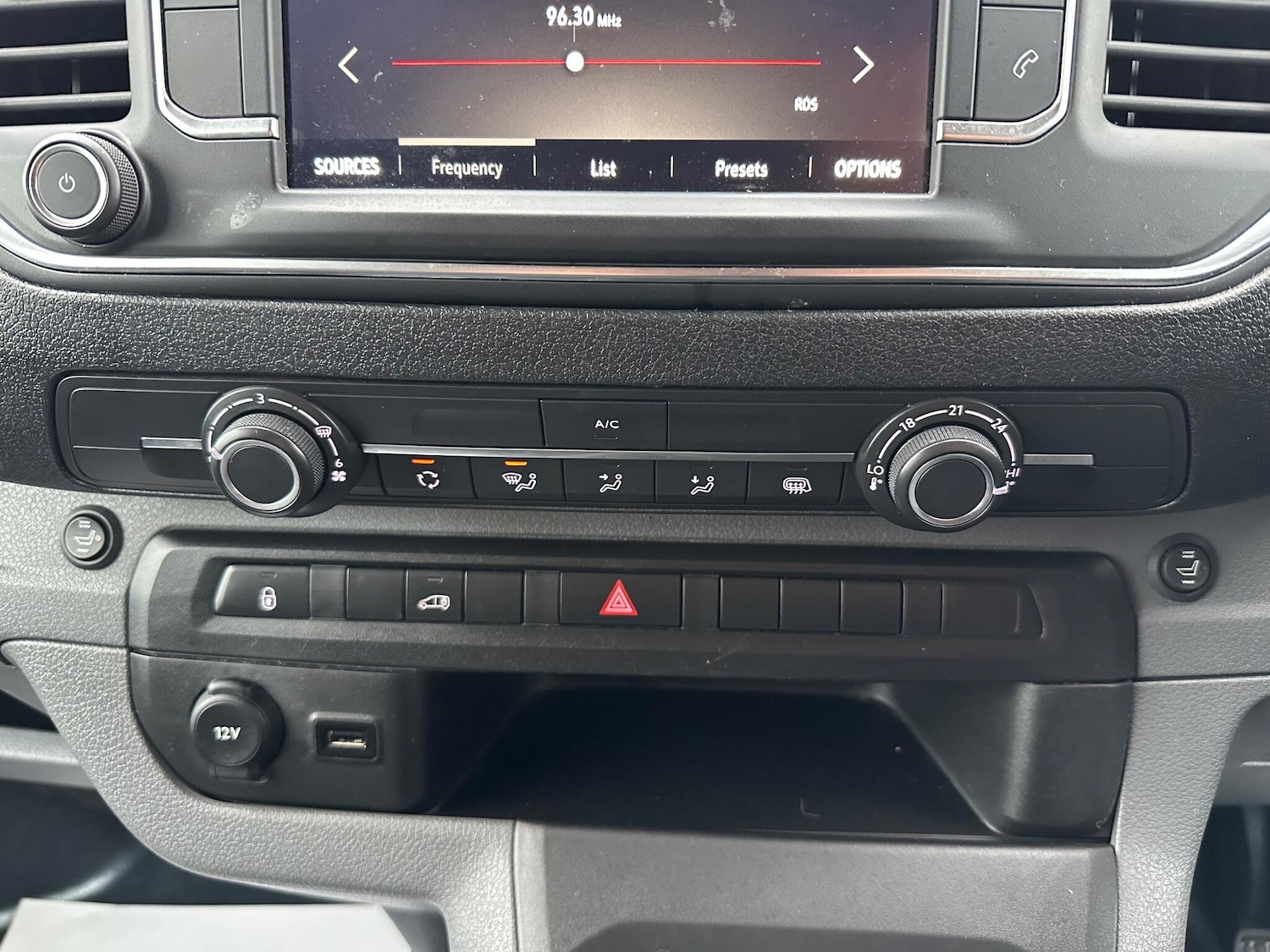 Used Vauxhall Vivaro 2020 for sale - 76936210: Photo 14