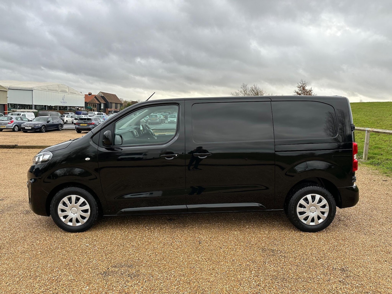 Used Vauxhall Vivaro 2020 for sale - 76936210: Photo 4