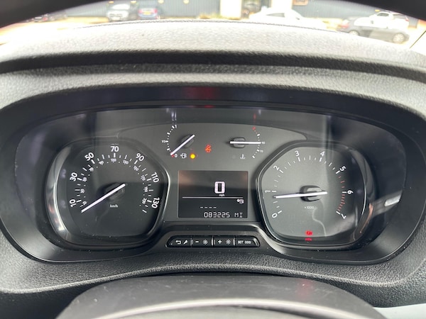 Used Vauxhall Vivaro 2022 for sale - 74069350: Photo 12