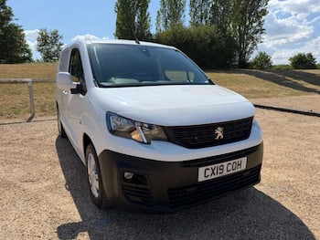 Used Peugeot Partner 2019 for sale - 79651025: Photo