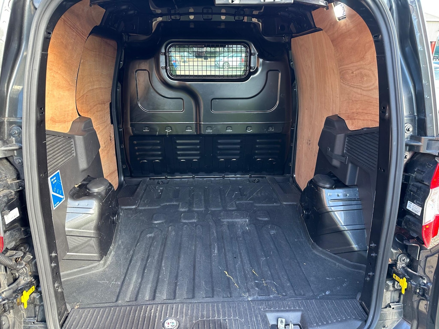 Used Ford Transit Courier 2022 for sale - 76360094: Photo 18