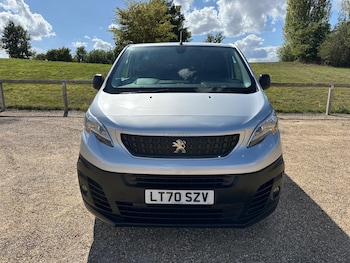 Used Peugeot Expert 2020 for sale - 76976089: Photo