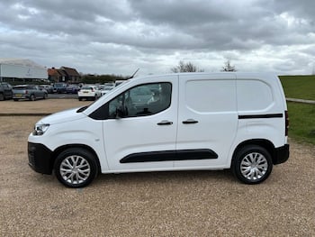 Used Citroen Berlingo 2022 for sale - 79651021: Photo