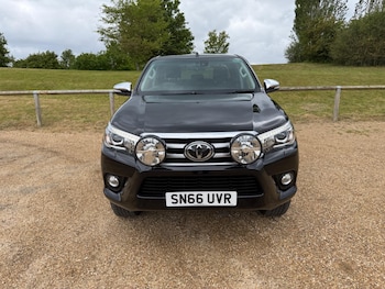 Used Toyota Hilux 2016 for sale - 78622681: Photo