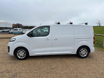 Used Vauxhall Vivaro 2023 for sale - 79401216: Photo