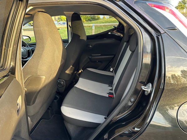 Used Toyota AYGO 2017 for sale - 74668389: Photo 15