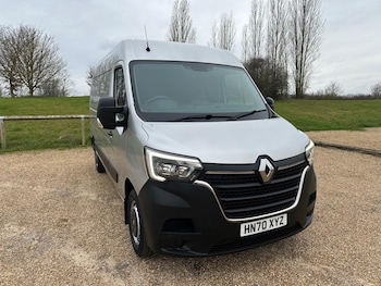 Renault Master feature image