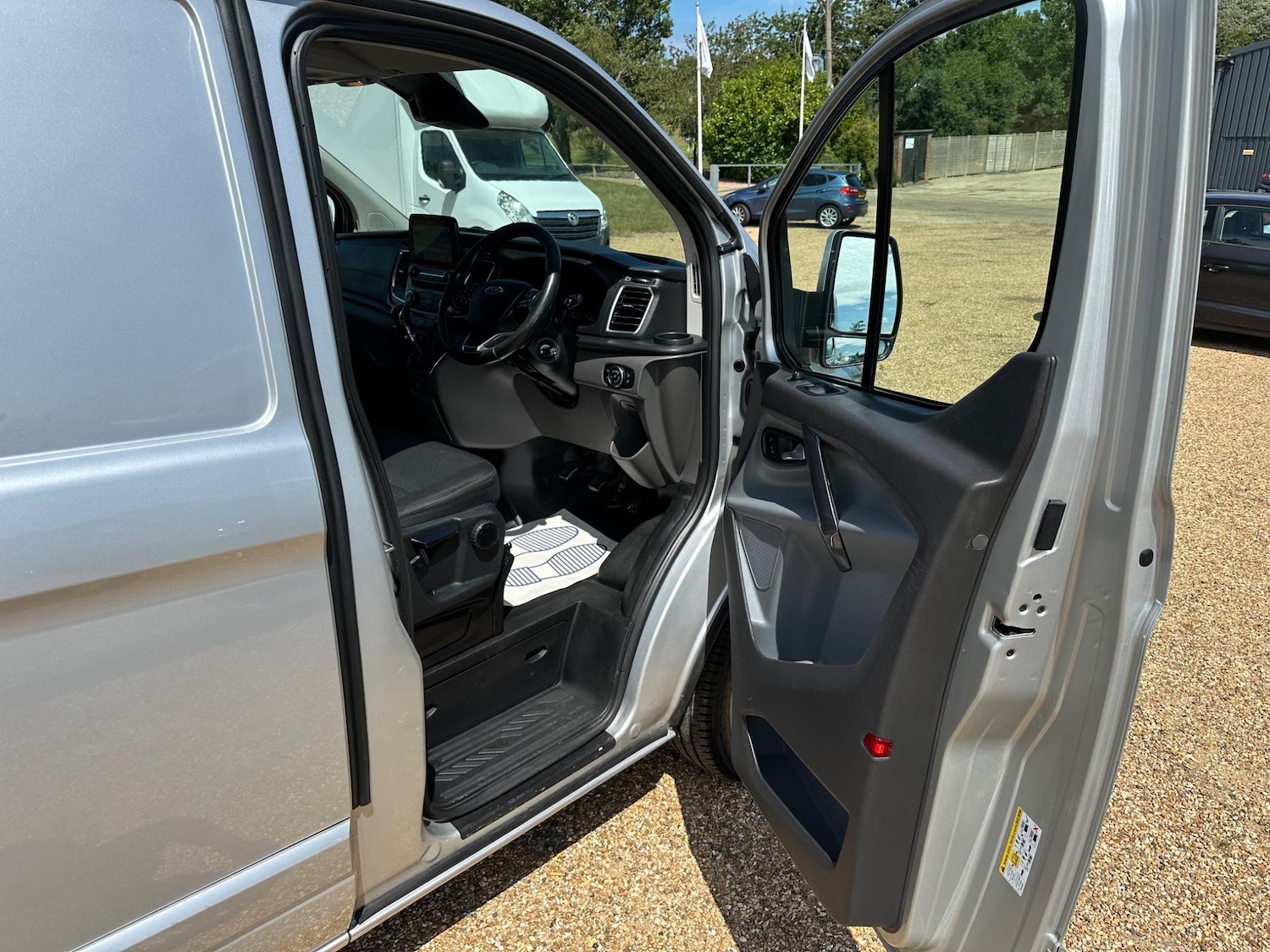 Used Ford Transit Custom 2018 for sale - 76990566: Photo 17