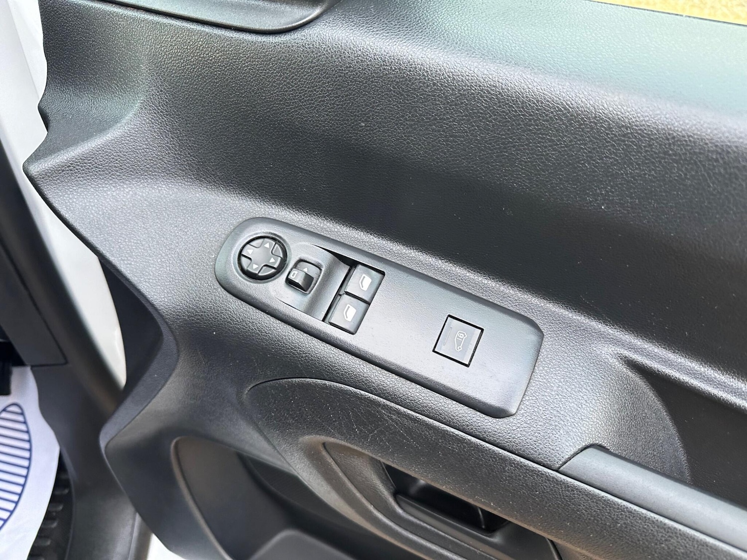 Used Peugeot Partner 2023 for sale - 76996845: Photo 10